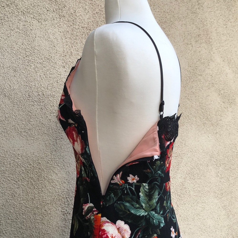 FOXIEDOX FLORAL DRESS - Picture 6 of 12